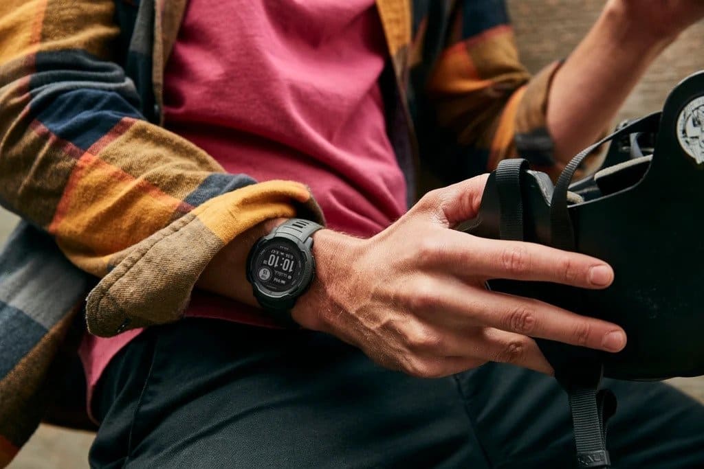 Garmin Instinct 2 vs Fenix 7