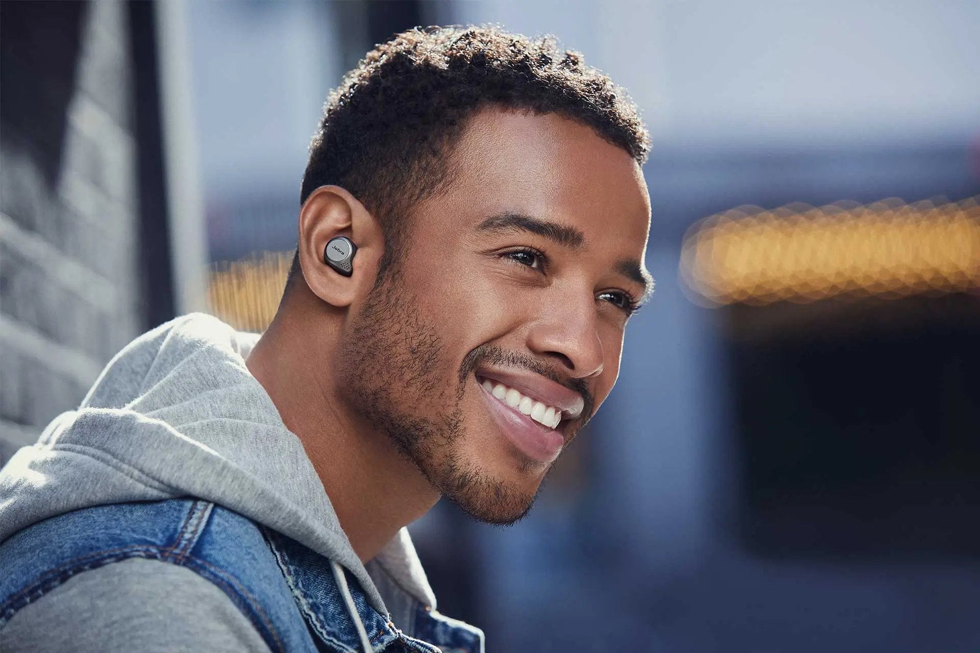 Jabra Elite 7 Pro vs Jabra Elite 75t: Worth The Upgrade? 