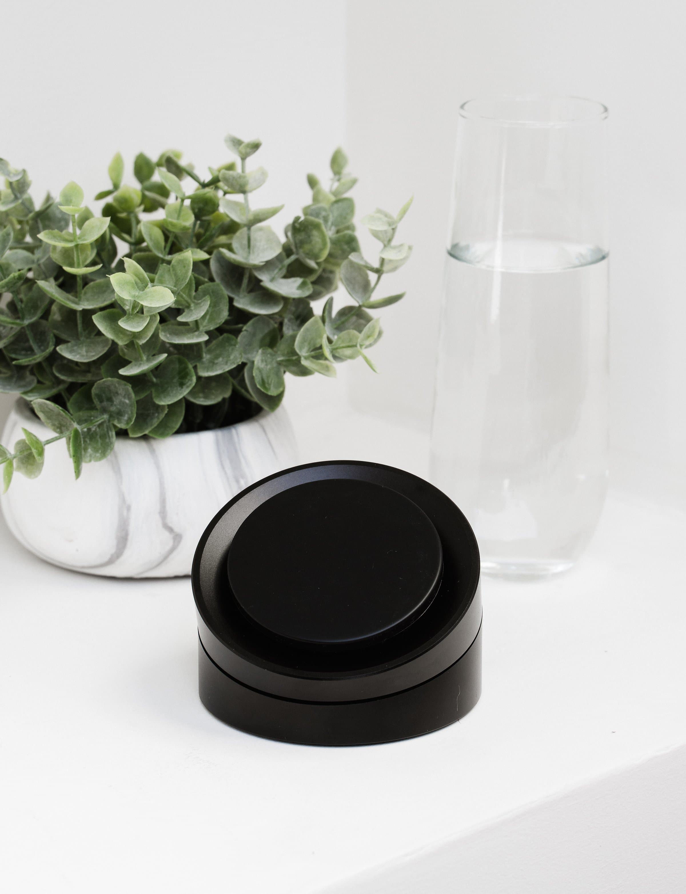 Sum DIAL Wireless Charger - District